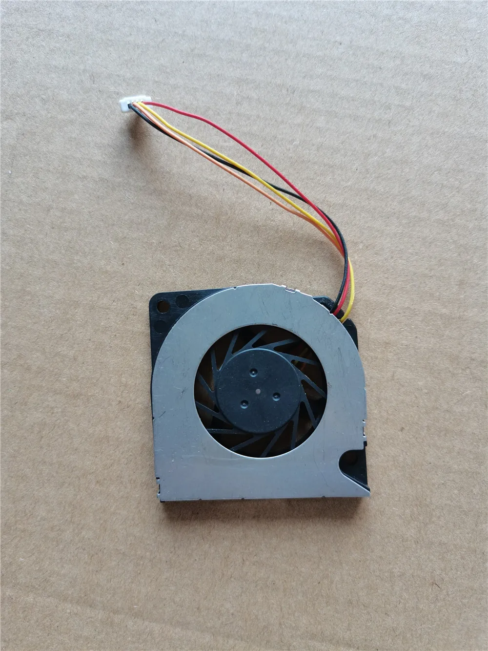 New Original Laptop/Notebook C - Cpu Heatsink recension och pris
